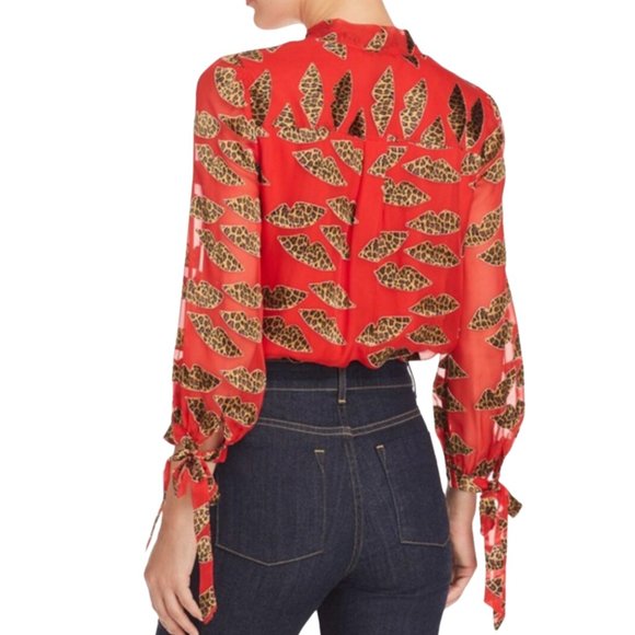 ALICE + OLIVIA RED BLOUSE WITH CHEETAH BURNOUT LIPS 3/4 SLEEVE TOP WITH TIES, M - Picture 5 of 11
